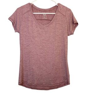 Reebok New shirt lightweight woman size small